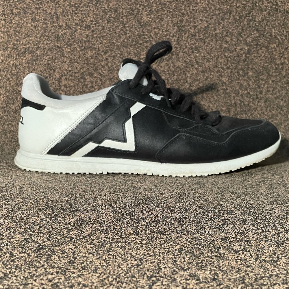 Men's Leather Lace Up Sneakers